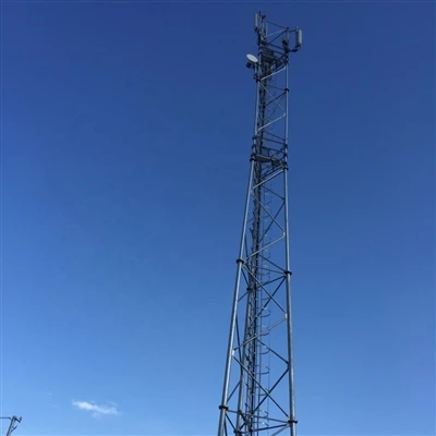 ネットワークと通信塔の関係